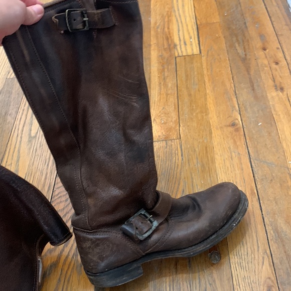 Brown Frye boots - tall - Picture 5 of 6